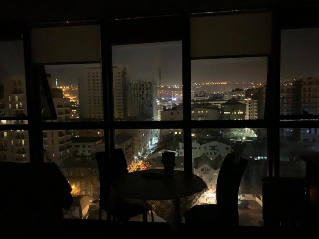 City Central Apartment Erevan Esterno foto