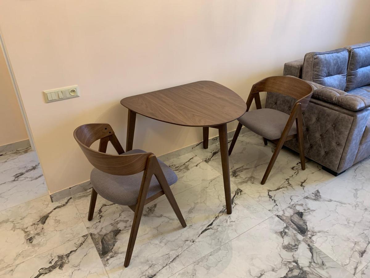 City Central Apartment Erevan Esterno foto