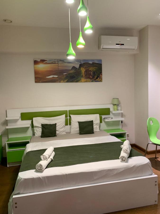 City Central Apartment Erevan Esterno foto